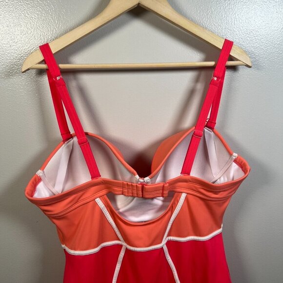 Torrid Colorblock One Piece Swimsuit Size 2X DD/F Underwire Beach Vacation - Picture 11 of 14